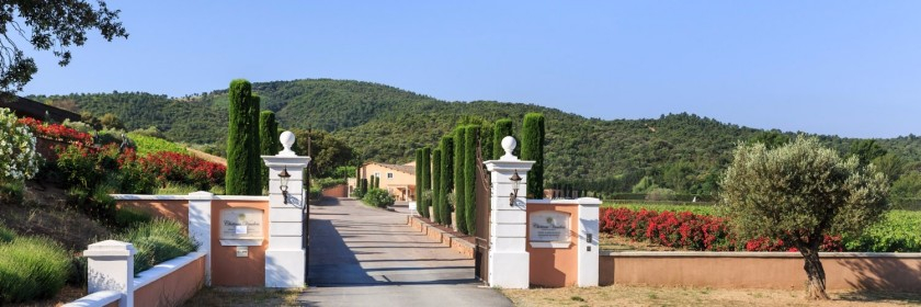 ROQUEBRUNE-Chateau_Vaudois-Entree